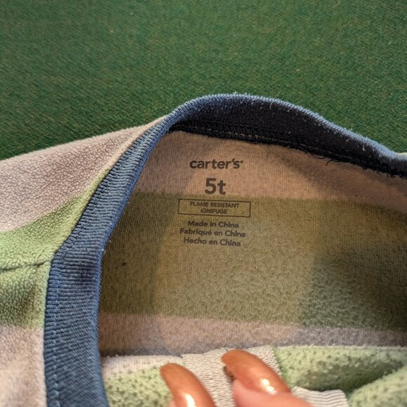 Bundle of Carter's Boy's Full-zip, Fleece, Footed Pajamas 5T 💙 - Picture 3 of 7